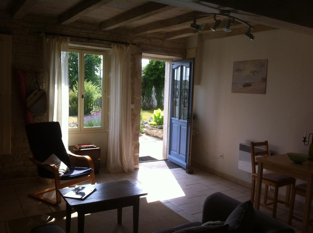 Crezieres La Petite Maison חדר תמונה